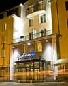 hotel_img